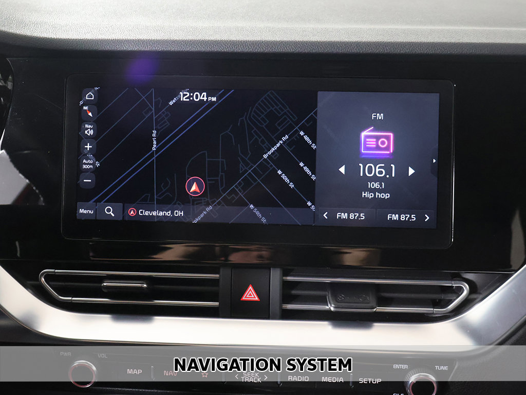Used 2022 Kia Niro EX FWD image 3