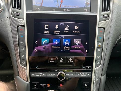 Used 2018 INFINITI Q50 Sport w/ Sensory Package (Sport) AWD/4WD image 18