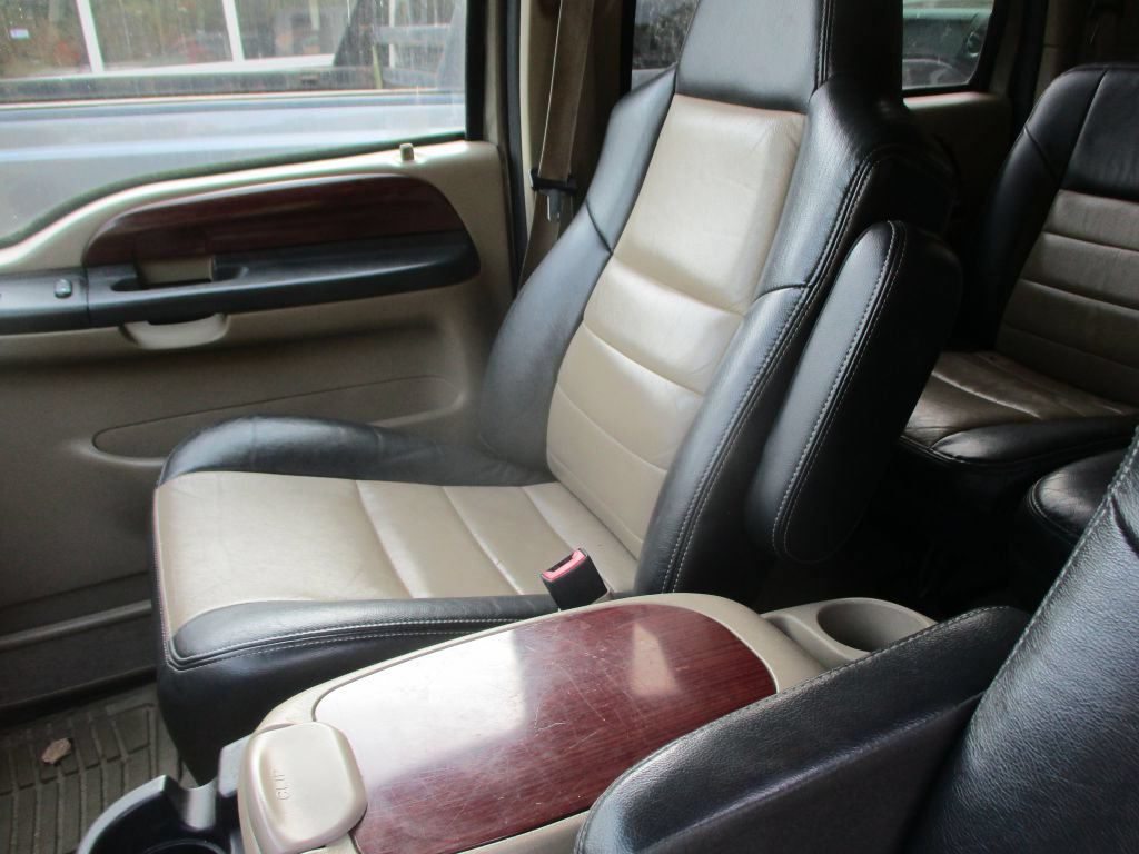 Used 2005 Ford Excursion Eddie Bauer AWD/4WD image 13