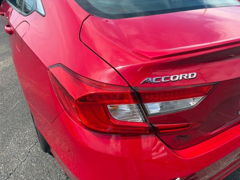 Used 2019 Honda Accord Sport image 16