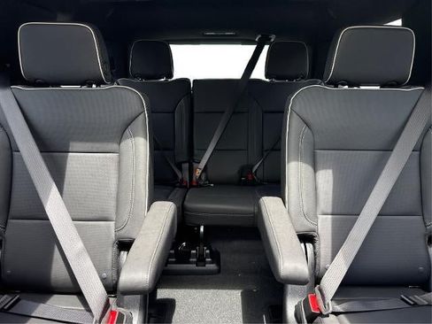 New 2026 GMC Yukon Elevation w/ Elevation Premium Package AWD/4WD image 23