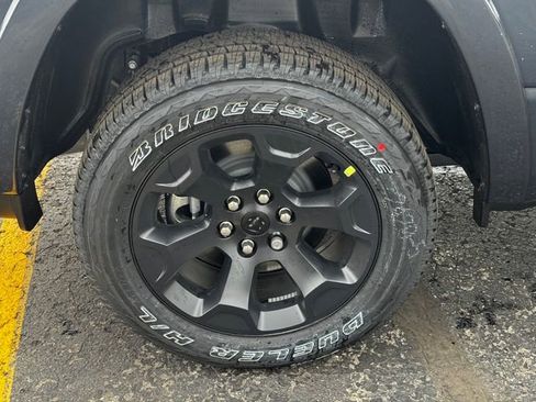 New 2026 RAM 1500 Big Horn AWD/4WD image 12