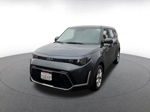 Used 2025 Kia Soul LX w/ LX Technology Package image 7