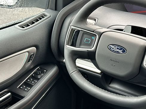 New 2025 Ford Expedition Max Active AWD/4WD image 25