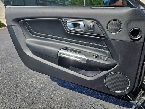 Used 2019 Ford Mustang GT Premium w/ Equipment Group 401A RWD image 29