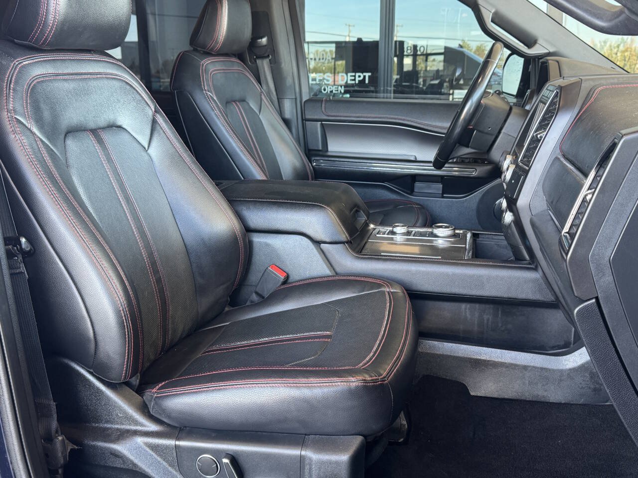 Used 2021 Ford Expedition Max Limited AWD/4WD image 12