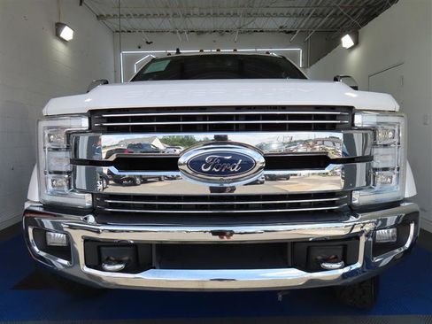 Used 2019 Ford F450 Lariat w/ Lariat Ultimate Package image 3