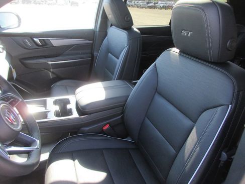New 2026 Buick Enclave Sport Touring w/ Power Package FWD image 12