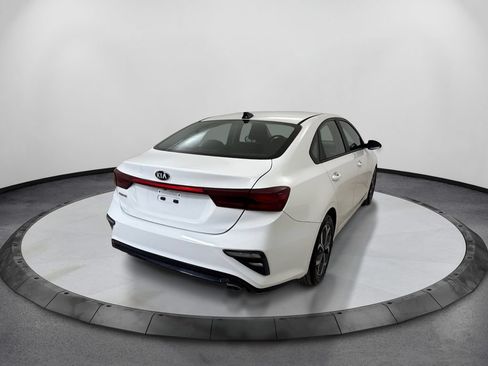 Used 2021 Kia Forte LXS FWD image 5