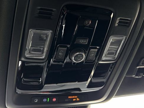 New 2026 Cadillac Escalade ESV 4WD image 19