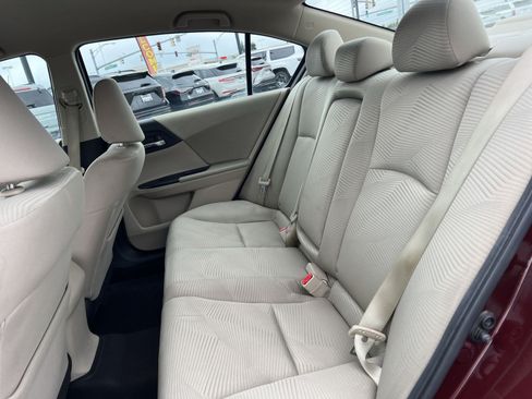 Used 2016 Honda Accord LX image 22