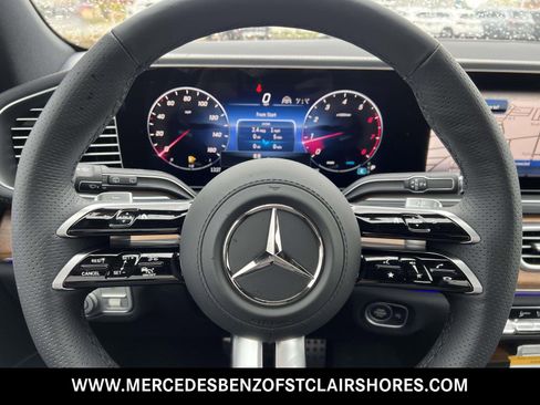 New 2025 Mercedes-Benz GLS 450 4MATIC image 23