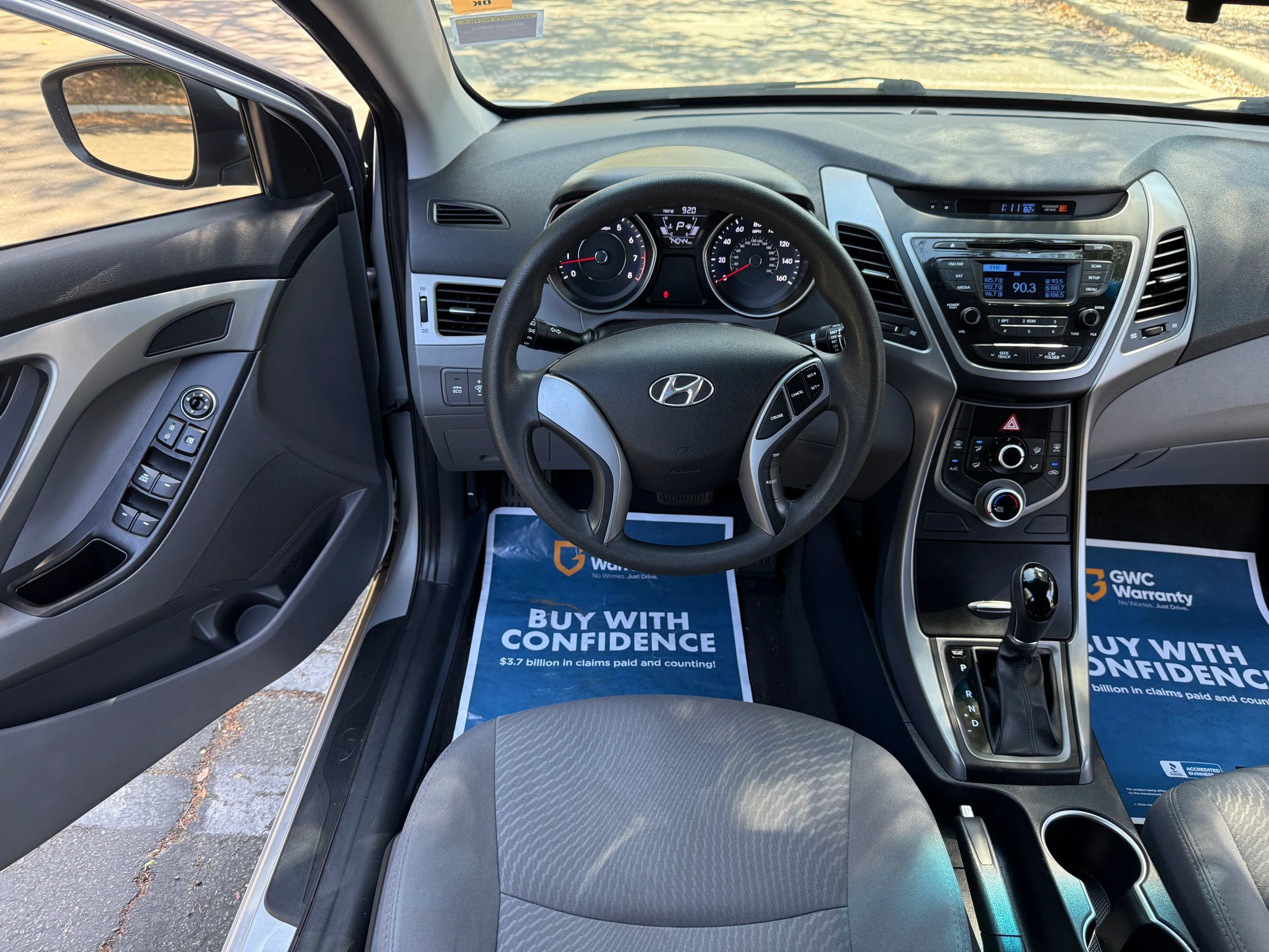 Used 2016 Hyundai Elantra SE FWD image 16