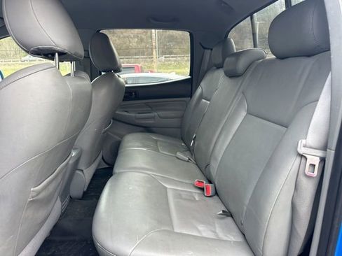 Used 2011 Toyota Tacoma 4x4 Double Cab image 10