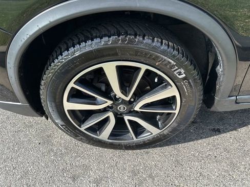 Used 2019 Nissan Rogue SL image 45