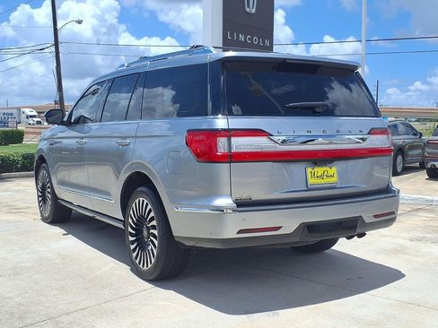 Used 2020 Lincoln Navigator Black Label w/ Cargo Convenience Package AWD/4WD image 4