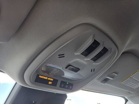 Certified 2024 Chevrolet Trax ACTIV w/ Sunroof Package FWD image 31