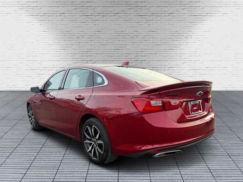 Used 2021 Chevrolet Malibu RS image 2