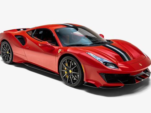 Used 2019 Ferrari 488 Pista Coupe RWD image 10