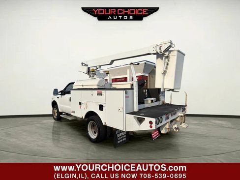 Used 2003 Ford F450 2WD Regular Cab Super Duty image 3