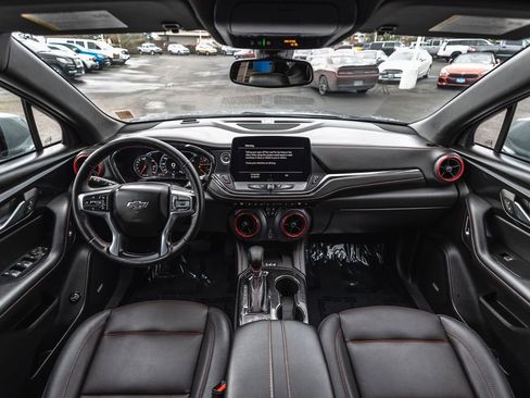 Used 2025 Chevrolet Blazer RS AWD/4WD image 28