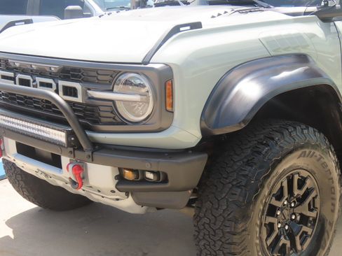 Used 2023 Ford Bronco Raptor AWD/4WD image 3