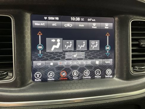 Used 2017 Dodge Charger SXT image 19