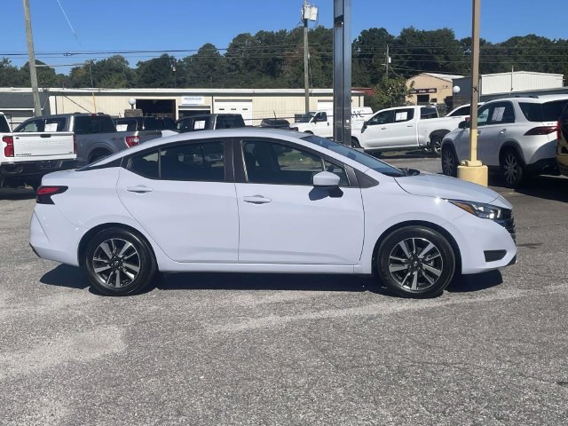 Used 2025 Nissan Versa SV w/ Trunk Package FWD image 2