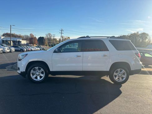 Used 2015 GMC Acadia SLE image 4