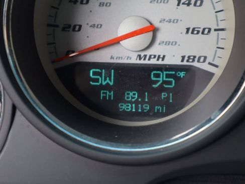 Used 2009 Dodge Challenger SRT8 w/ SRT Option Group II RWD image 10