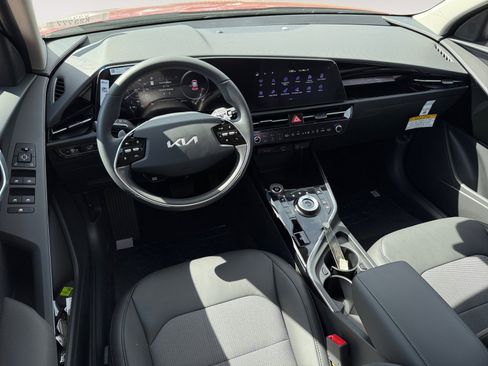 New 2026 Kia Niro Wind image 15