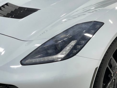 Used 2019 Chevrolet Corvette Stingray Coupe RWD image 26