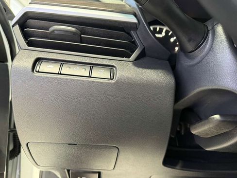 Used 2025 Nissan Altima 2.5 SV image 55