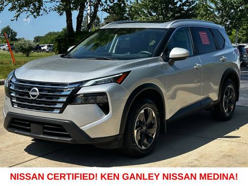 Certified 2024 Nissan Rogue SV w/ SV Premium Package AWD/4WD image 7