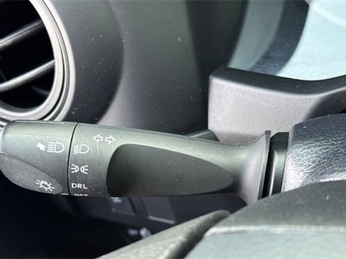 Used 2020 Toyota Tacoma SR image 36