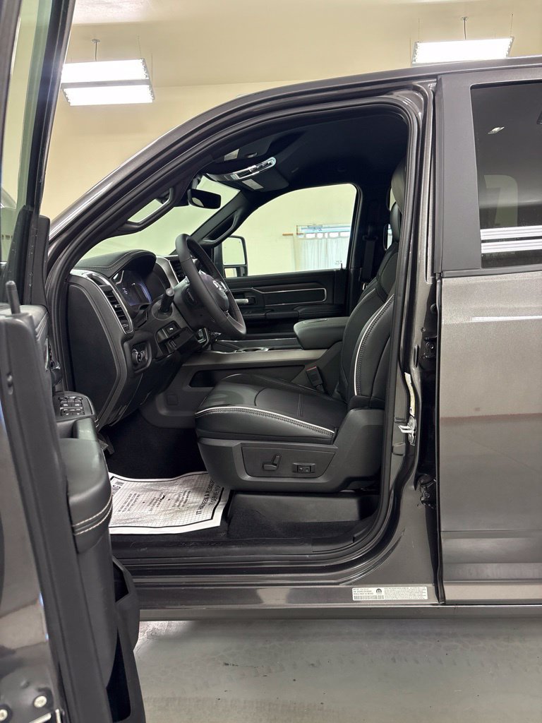 New 2027 RAM 2500 Laramie AWD/4WD image 10