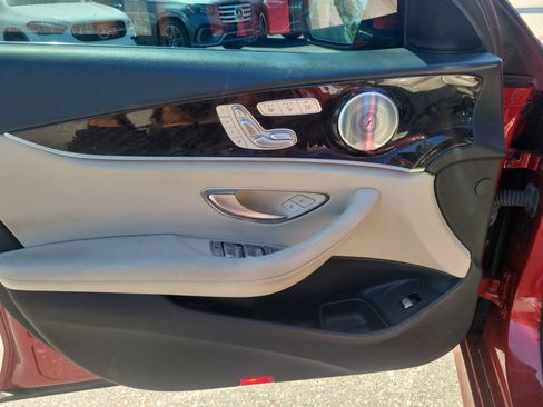 Used 2020 Mercedes-Benz E 350 Sedan image 13