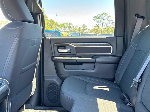 New 2026 RAM 2500 Big Horn AWD/4WD image 15