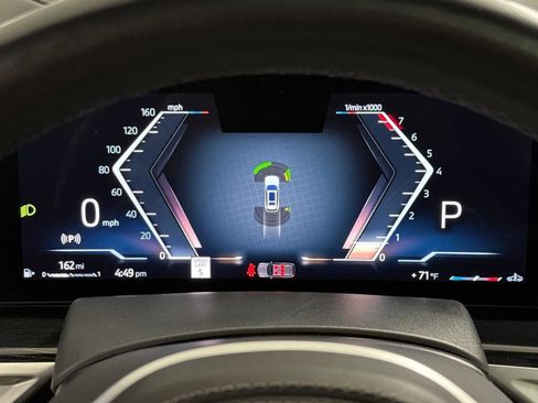 Used 2023 BMW X7 xDrive40i w/ M Sport Package image 23