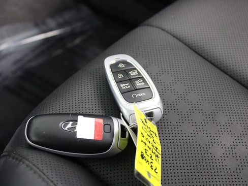 Used 2023 Hyundai Ioniq 5 SEL image 21