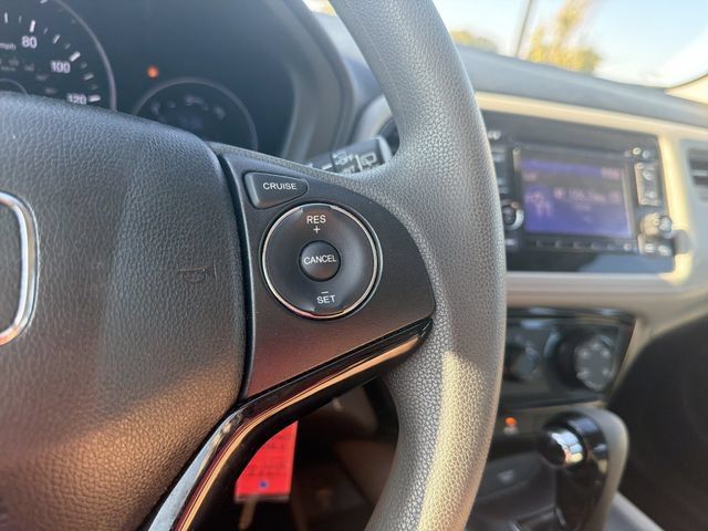 Used 2022 Honda HR-V LX image 24