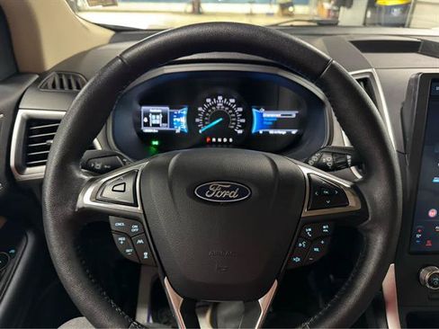 Used 2024 Ford Edge SEL w/ Convenience Package AWD/4WD image 18