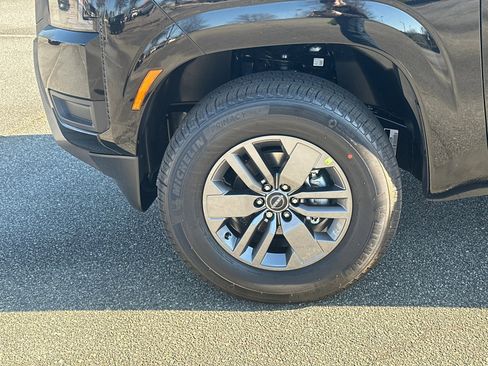 New 2026 Nissan Frontier SV image 11