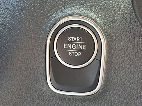 Used 2025 Mercedes-Benz Sprinter 2500 image 22