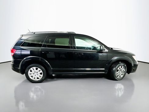 Used 2018 Dodge Journey SE image 8