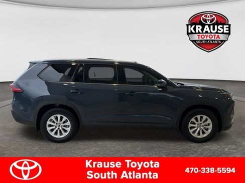 Used 2025 Toyota Grand Highlander AWD Hybrid image 9