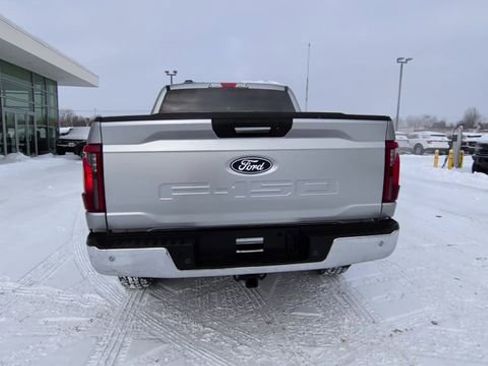 Used 2024 Ford F150 XLT AWD/4WD image 7