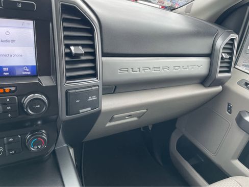 Used 2020 Ford F350 XLT w/ Tremor Off-Road Package image 27