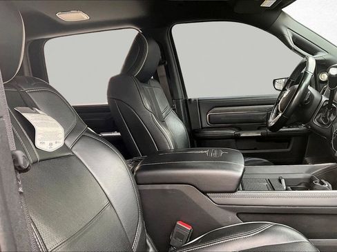 Used 2021 RAM 2500 Limited image 30