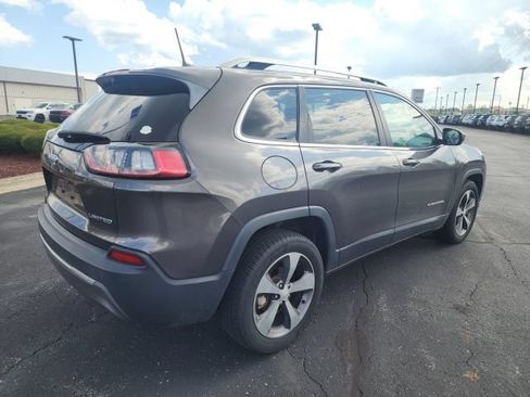 Used 2019 Jeep Cherokee Limited FWD image 4
